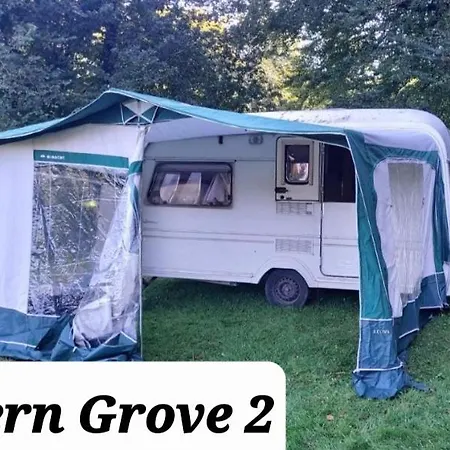 Fern Meadow Caravan 1 Camping 5*
