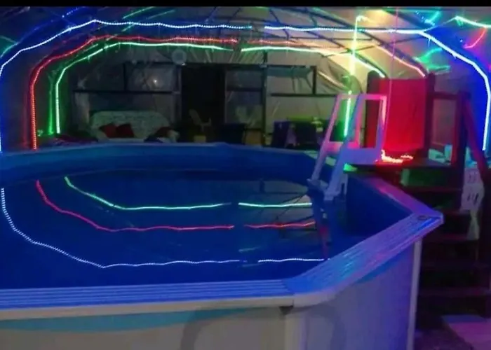 Countryside Caravan Parque de Campismo Saint-Michel-de-Montjoie