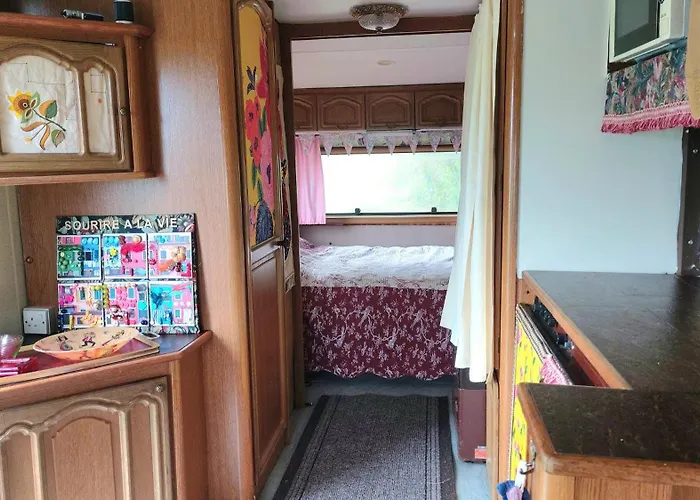 Countryside Caravan Saint-Michel-de-Montjoie